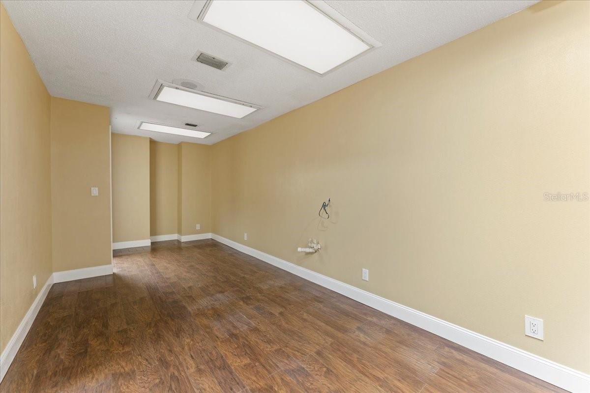 9009 PARK BLVD #Suite B, SEMINOLE, FL — photo 21