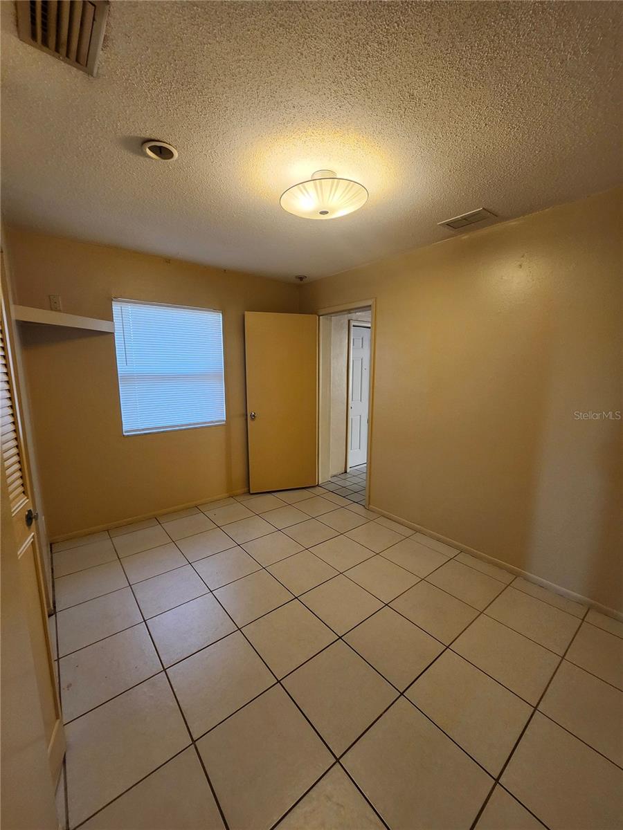 2220 BIRCHCREST BLVD, PORT CHARLOTTE, FL — photo 9
