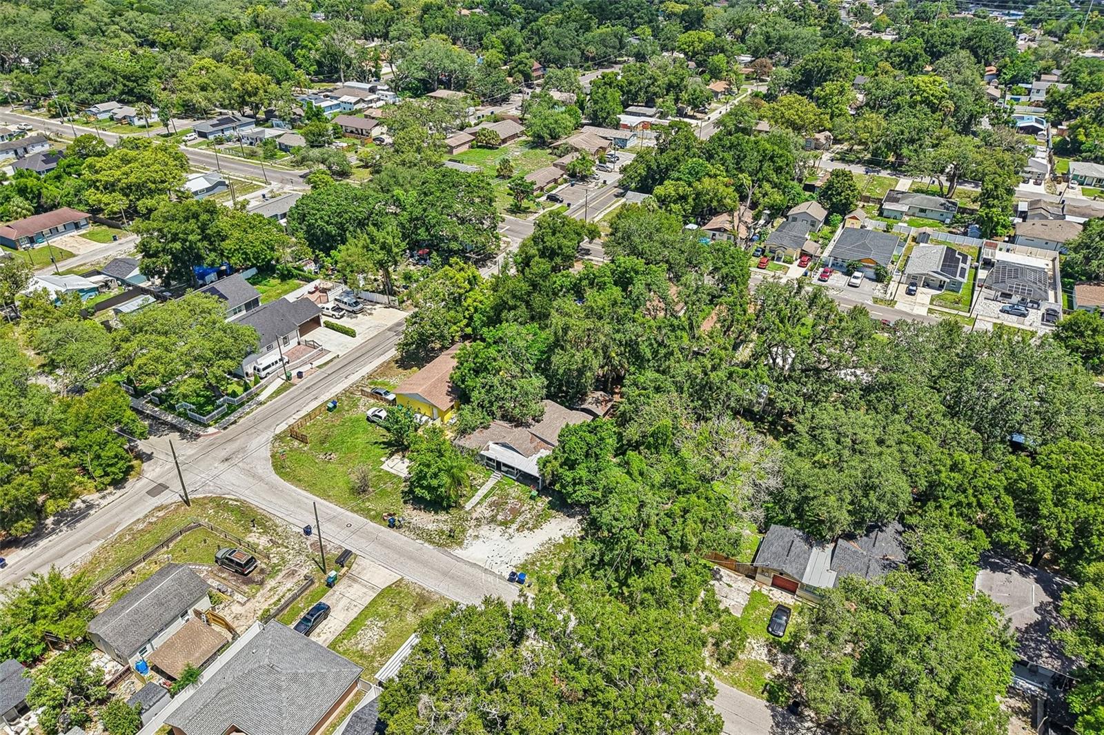1504 E 99TH AVE, TAMPA, FL — photo 9