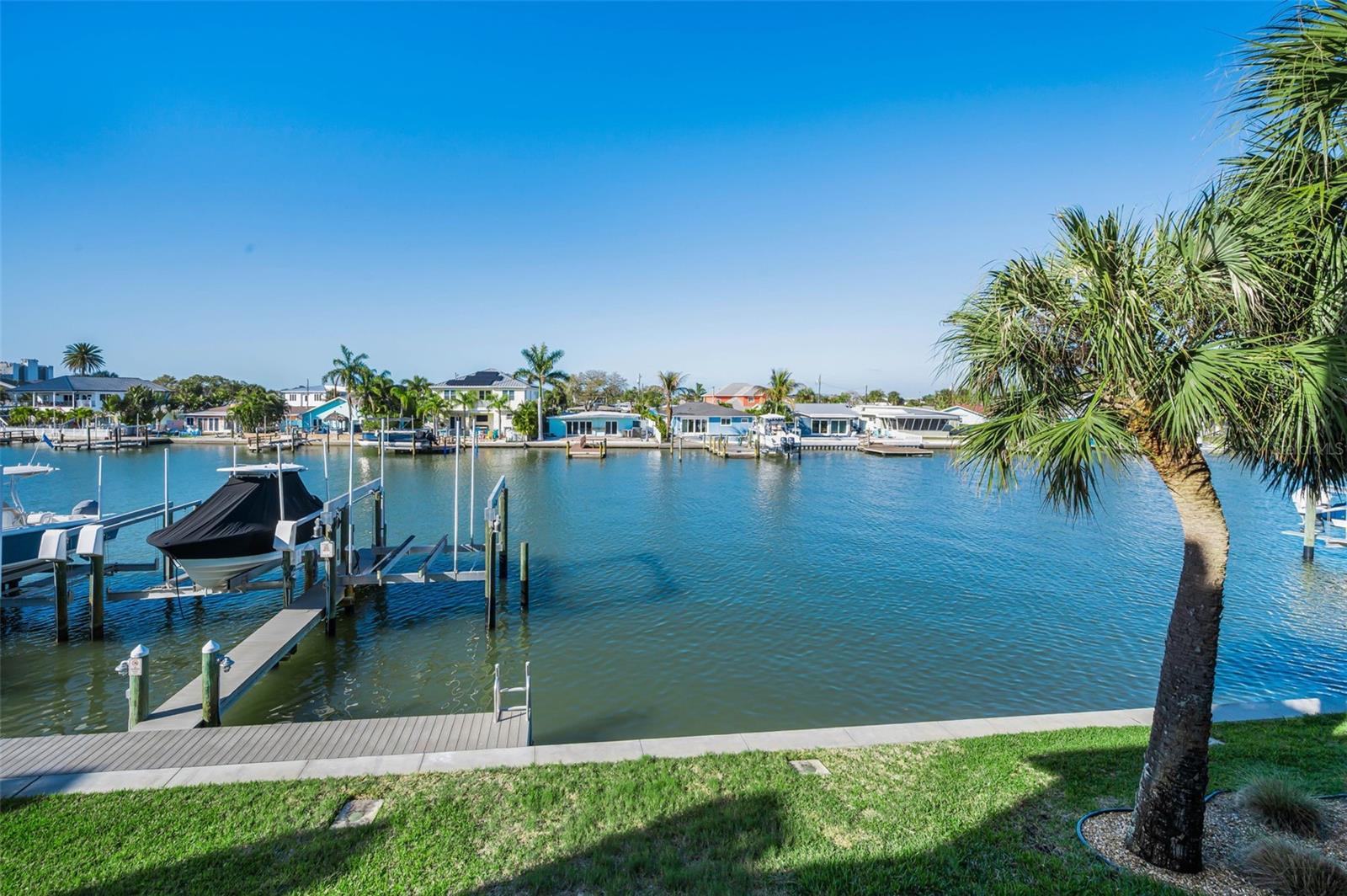 140 MARCDALE BLVD, INDIAN ROCKS BEACH, FL — photo 18
