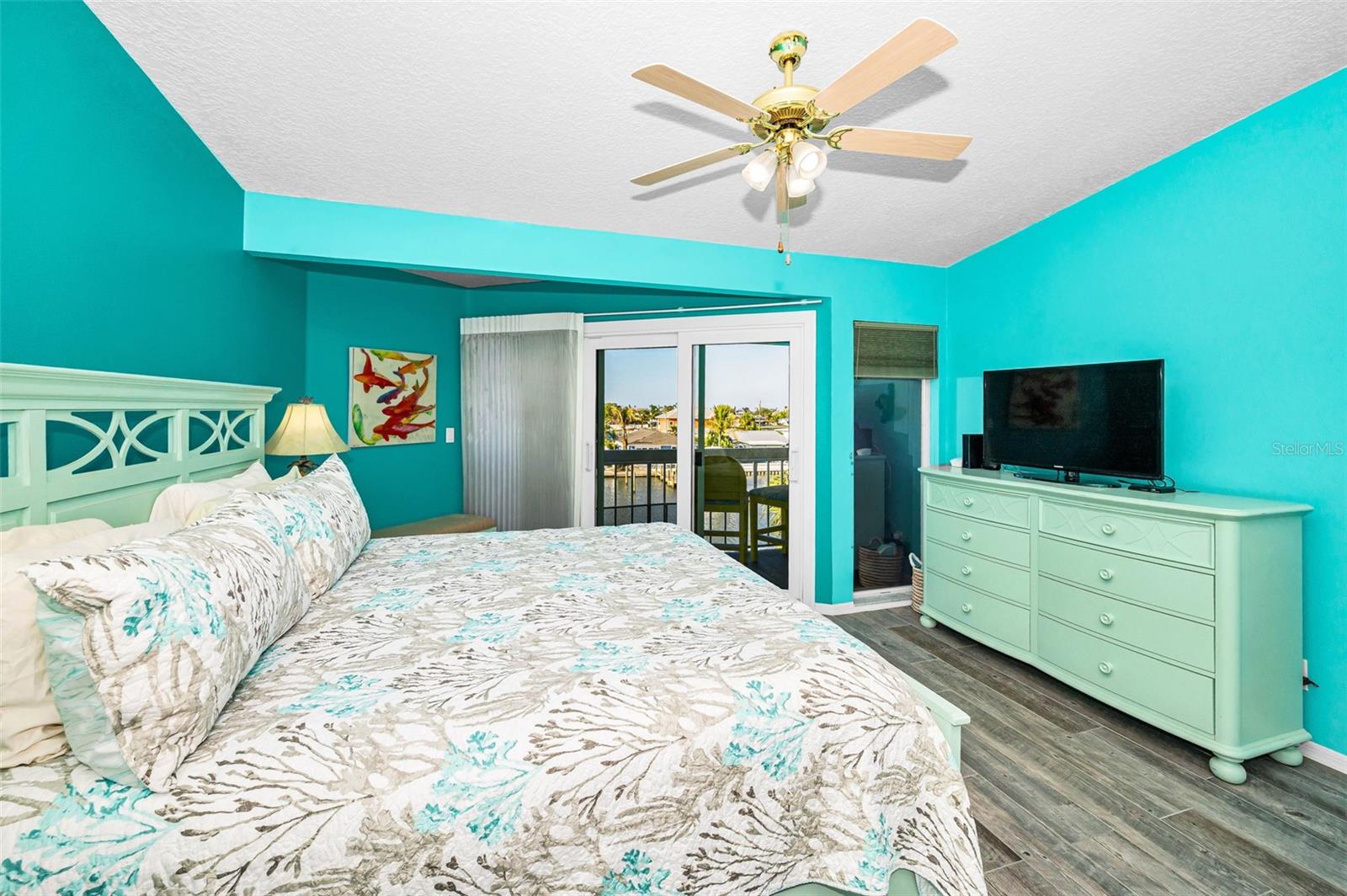 140 MARCDALE BLVD, INDIAN ROCKS BEACH, FL — photo 38