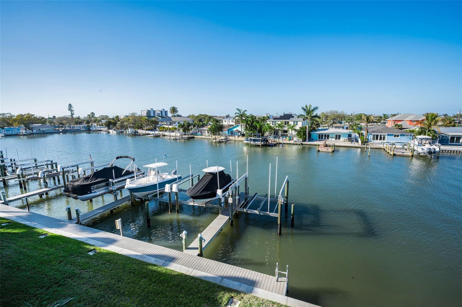 140 MARCDALE BLVD, INDIAN ROCKS BEACH, FL — photo 41