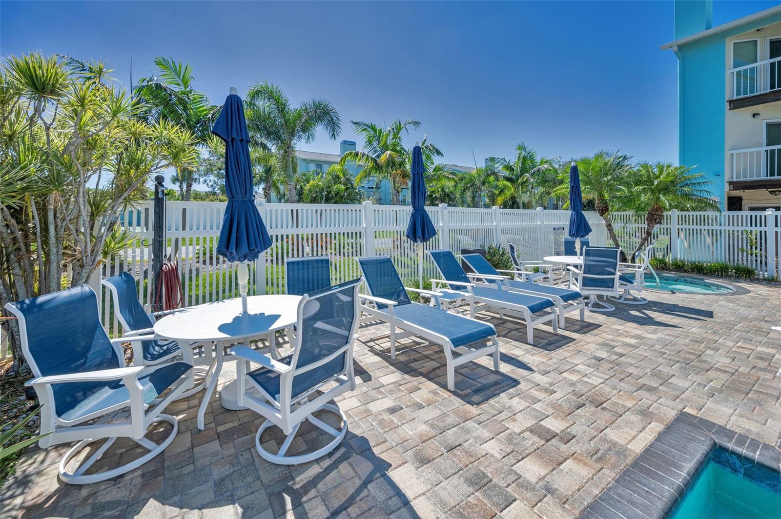 140 MARCDALE BLVD, INDIAN ROCKS BEACH, FL — photo 59