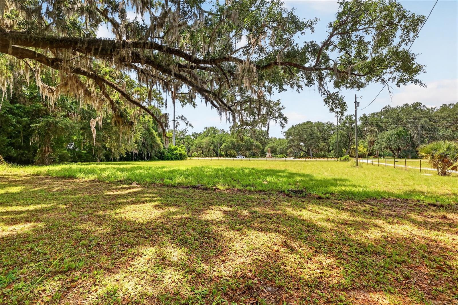 3848 WARM SPRINGS AVE, WILDWOOD, FL — photo 3