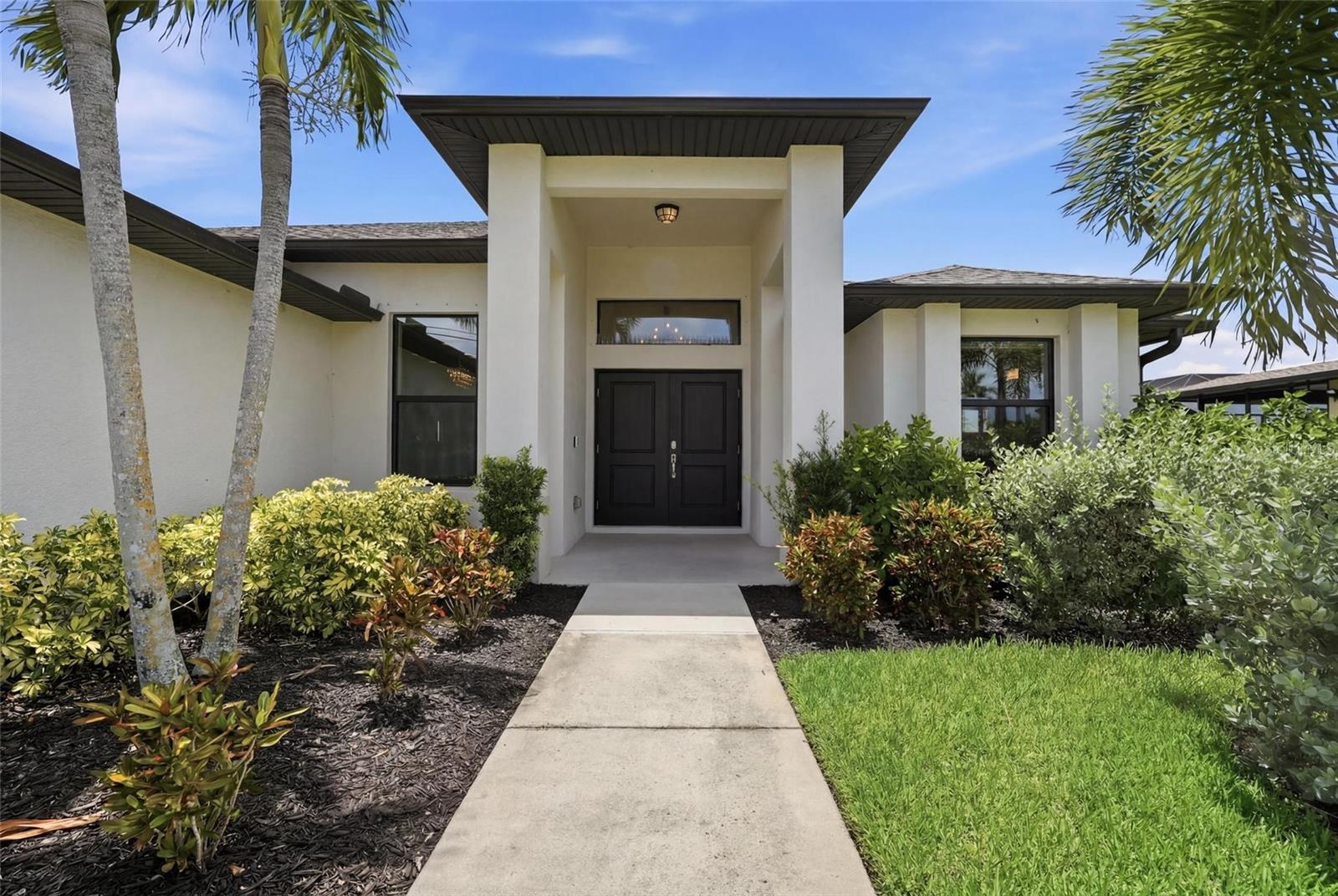 206 NE 21ST AVE, CAPE CORAL, FL — photo 3