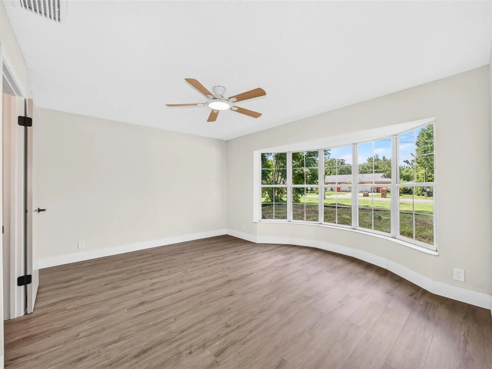 17901 PALM ST, UMATILLA, FL — photo 10