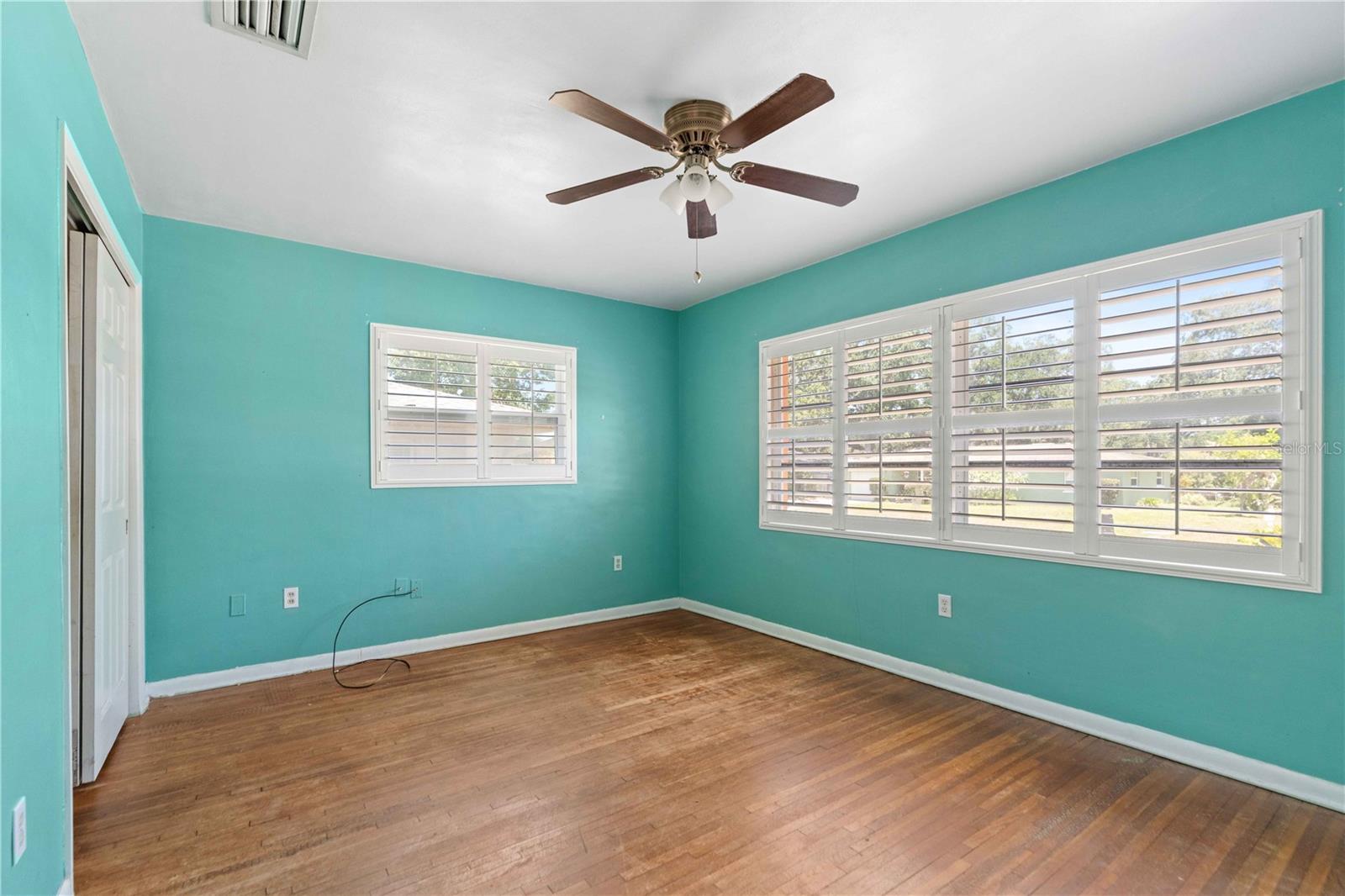 927 PARKWOOD DR, DUNEDIN, FL — photo 6