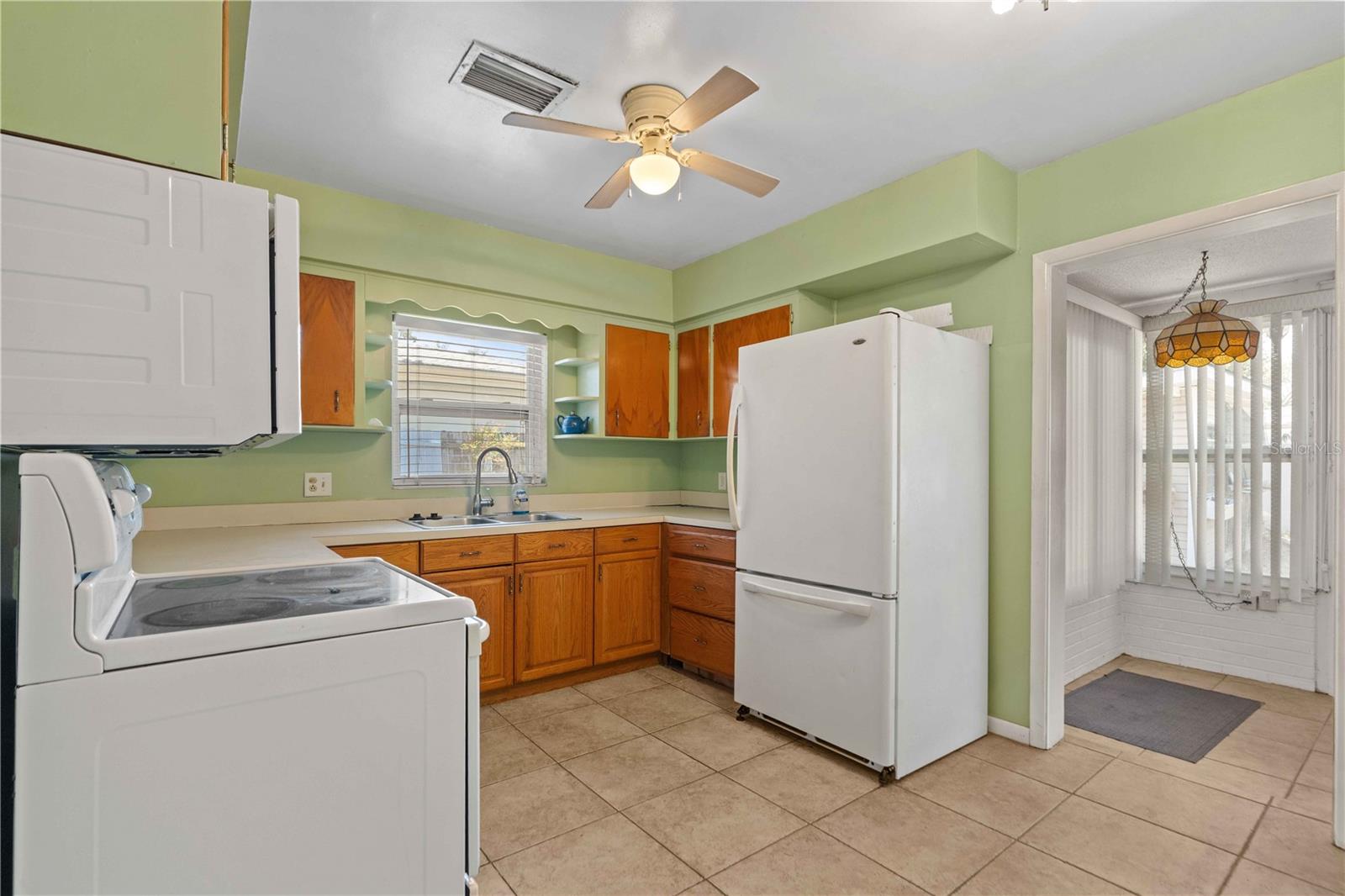 927 PARKWOOD DR, DUNEDIN, FL — photo 11