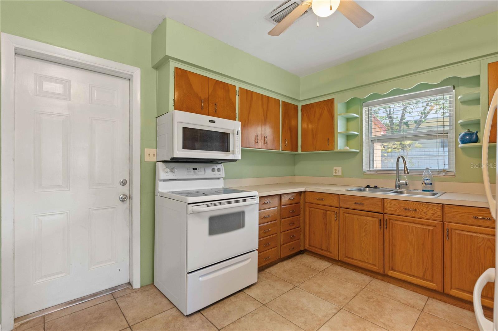 927 PARKWOOD DR, DUNEDIN, FL — photo 12