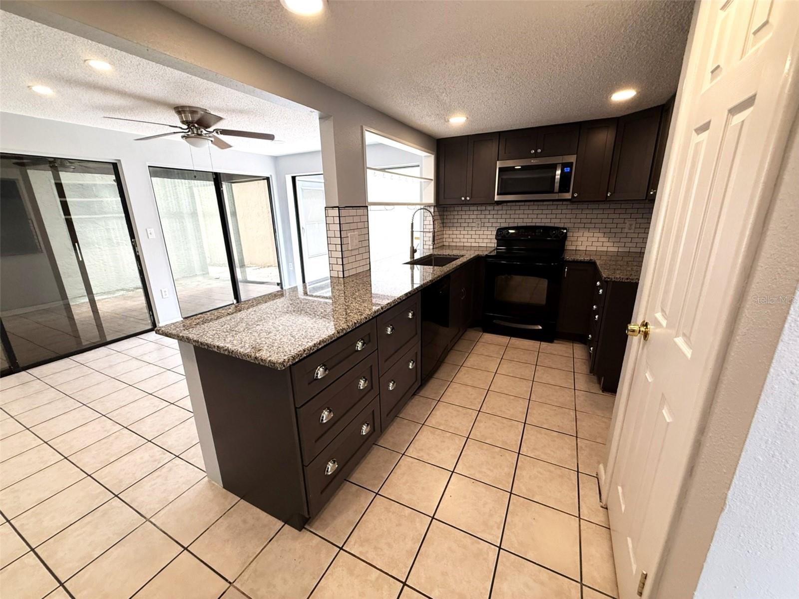 12905 SETTLERS DR, HUDSON, FL — photo 8