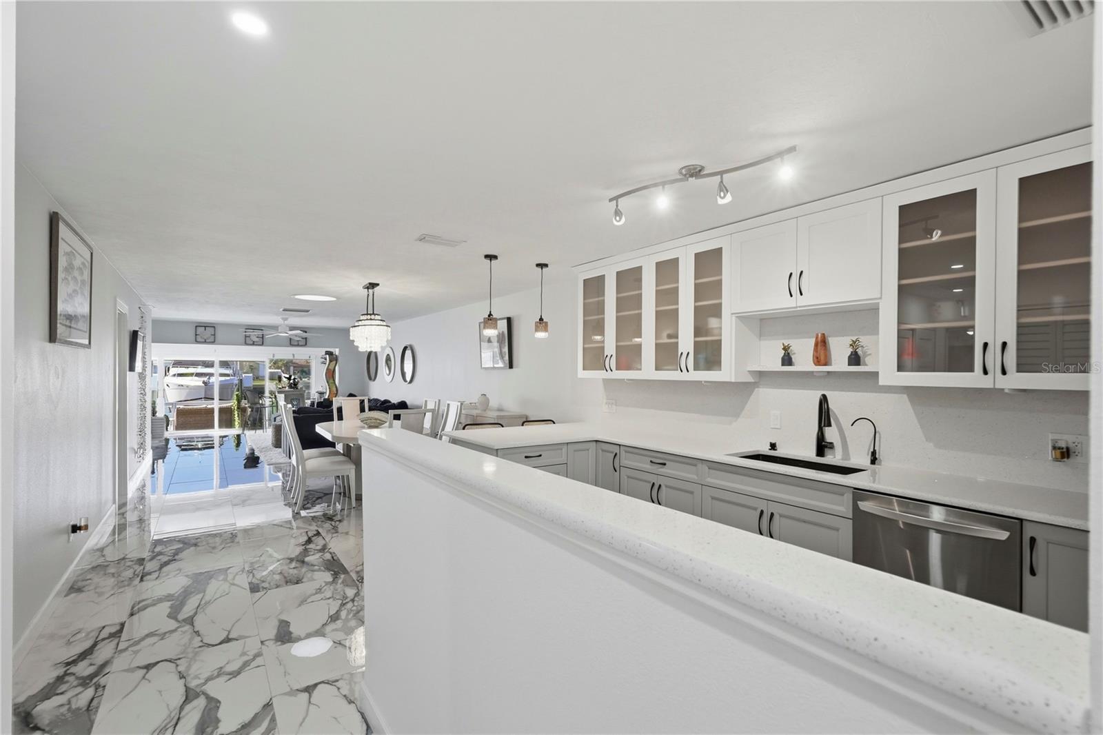 573 BOCA CIEGA POINT BLVD N, ST PETERSBURG, FL — photo 8