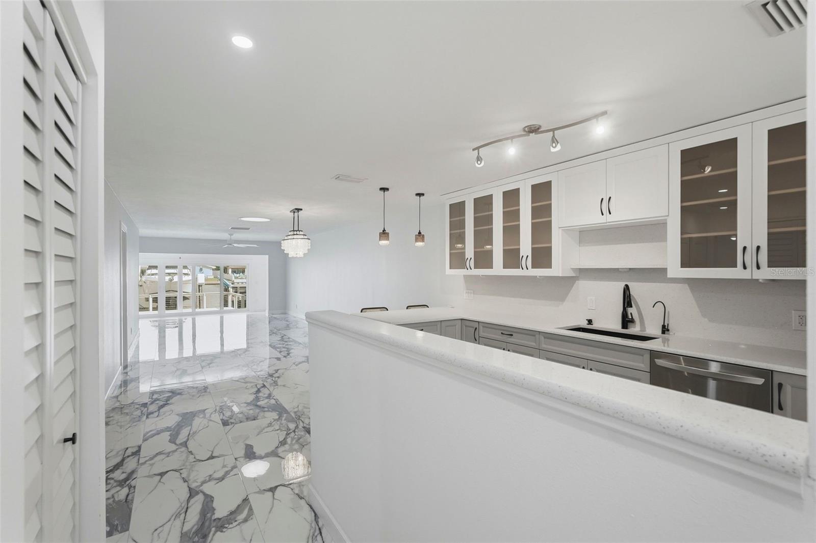 573 BOCA CIEGA POINT BLVD N, ST PETERSBURG, FL — photo 9