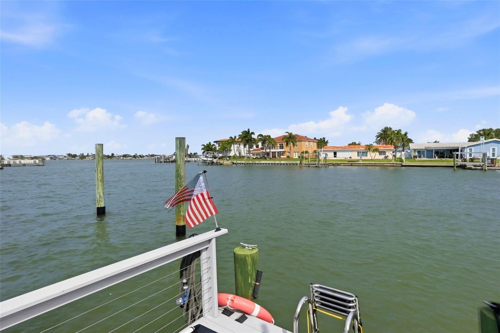 573 BOCA CIEGA POINT BLVD N, ST PETERSBURG, FL — photo 31