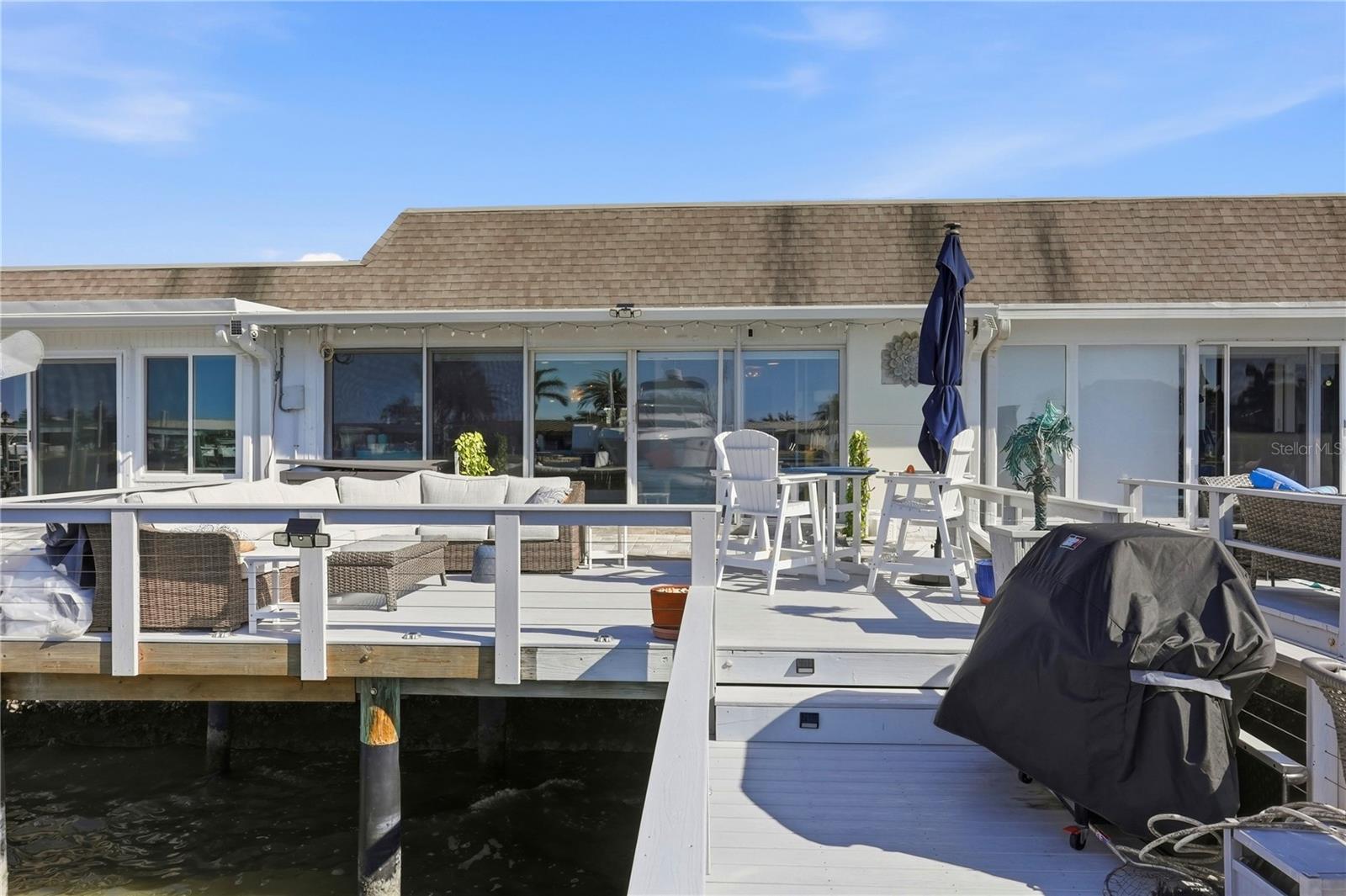 573 BOCA CIEGA POINT BLVD N, ST PETERSBURG, FL — photo 38