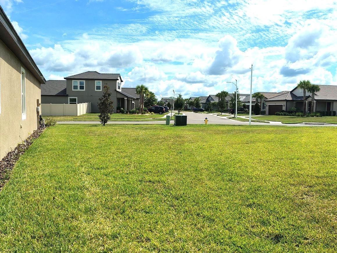 10583 TUPPER CAY DR, SAN ANTONIO, FL — photo 23