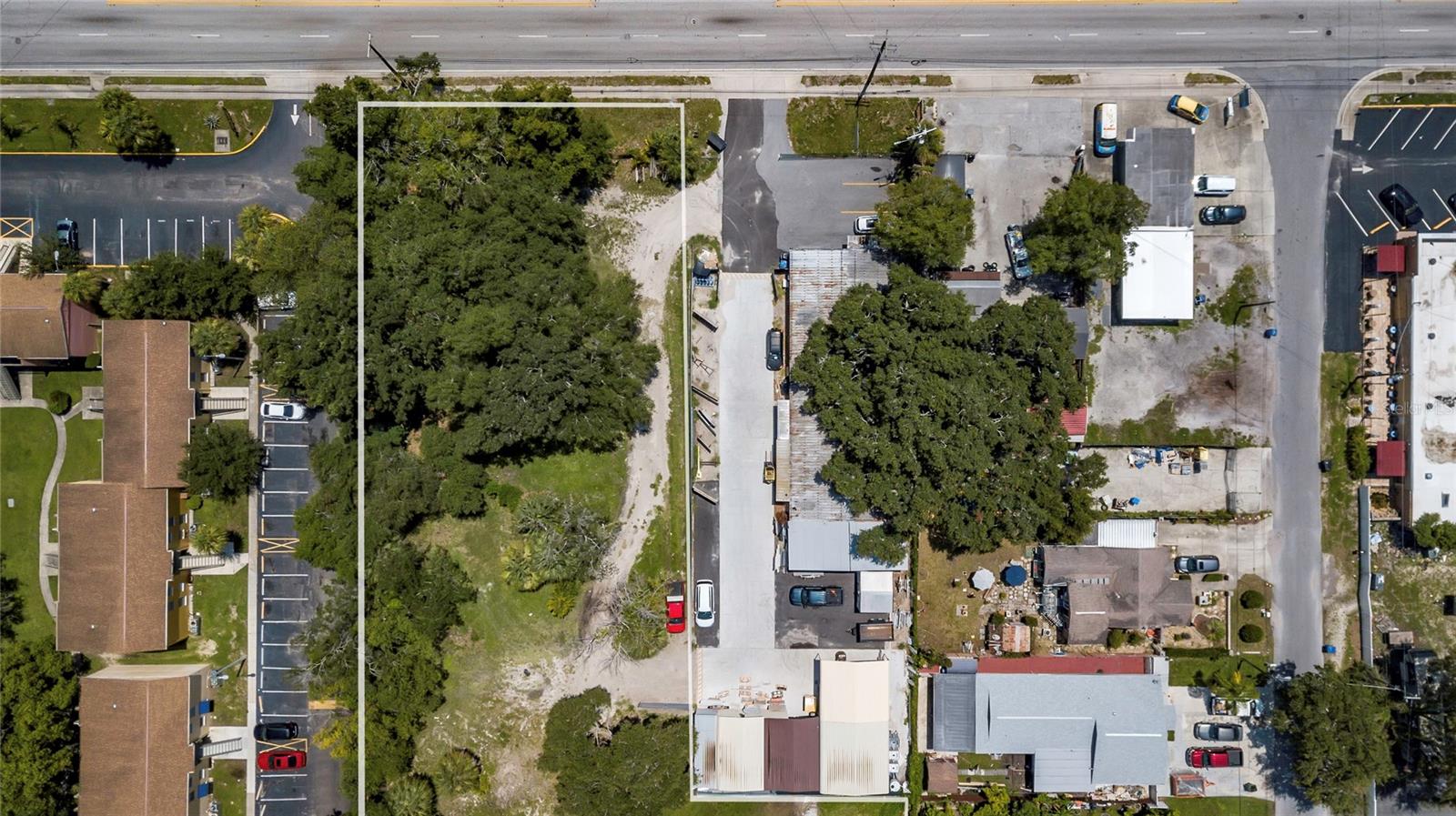 6010 N ARMENIA AVE, TAMPA, FL — photo 2