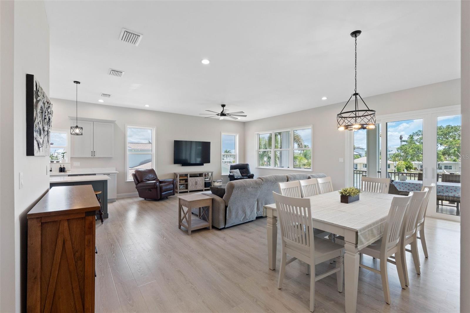 16025 REDINGTON DR, REDINGTON BEACH, FL — photo 7