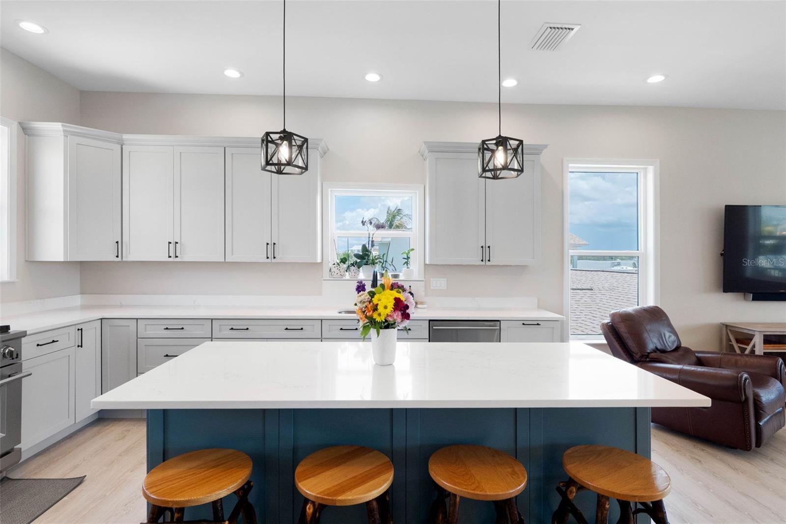 16025 REDINGTON DR, REDINGTON BEACH, FL — photo 10