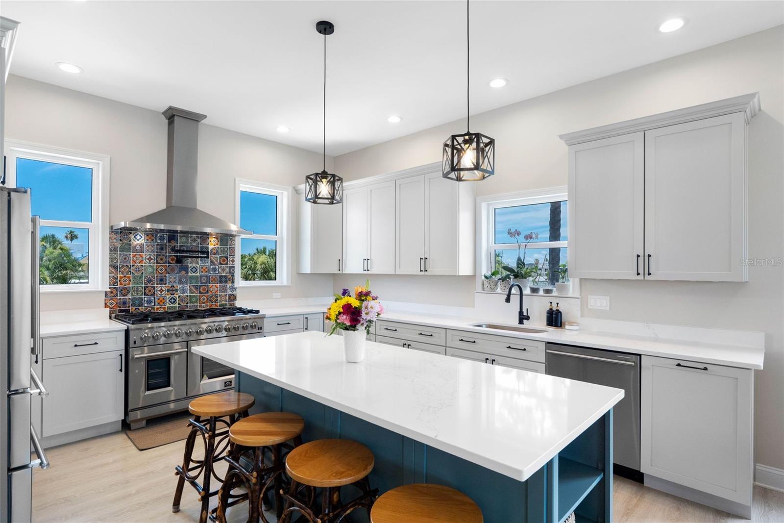 16025 REDINGTON DR, REDINGTON BEACH, FL — photo 11