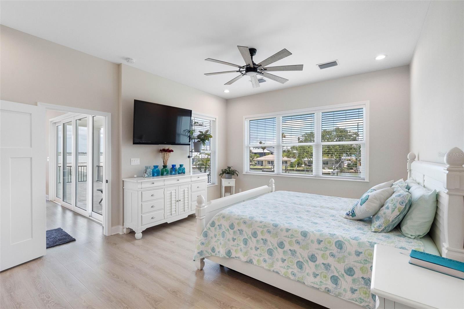 16025 REDINGTON DR, REDINGTON BEACH, FL — photo 20