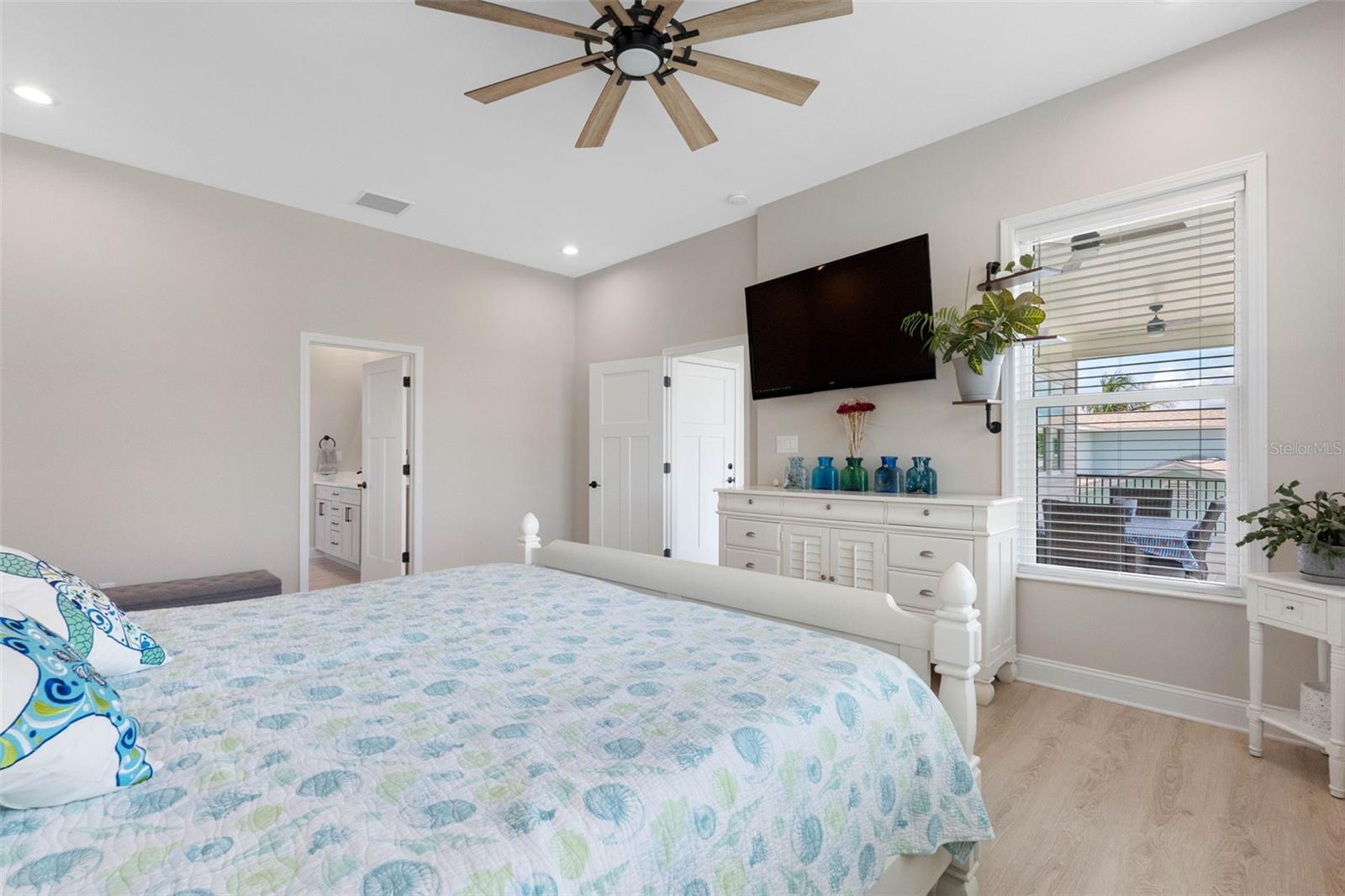 16025 REDINGTON DR, REDINGTON BEACH, FL — photo 22