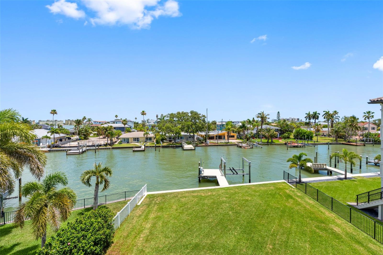16025 REDINGTON DR, REDINGTON BEACH, FL — photo 35