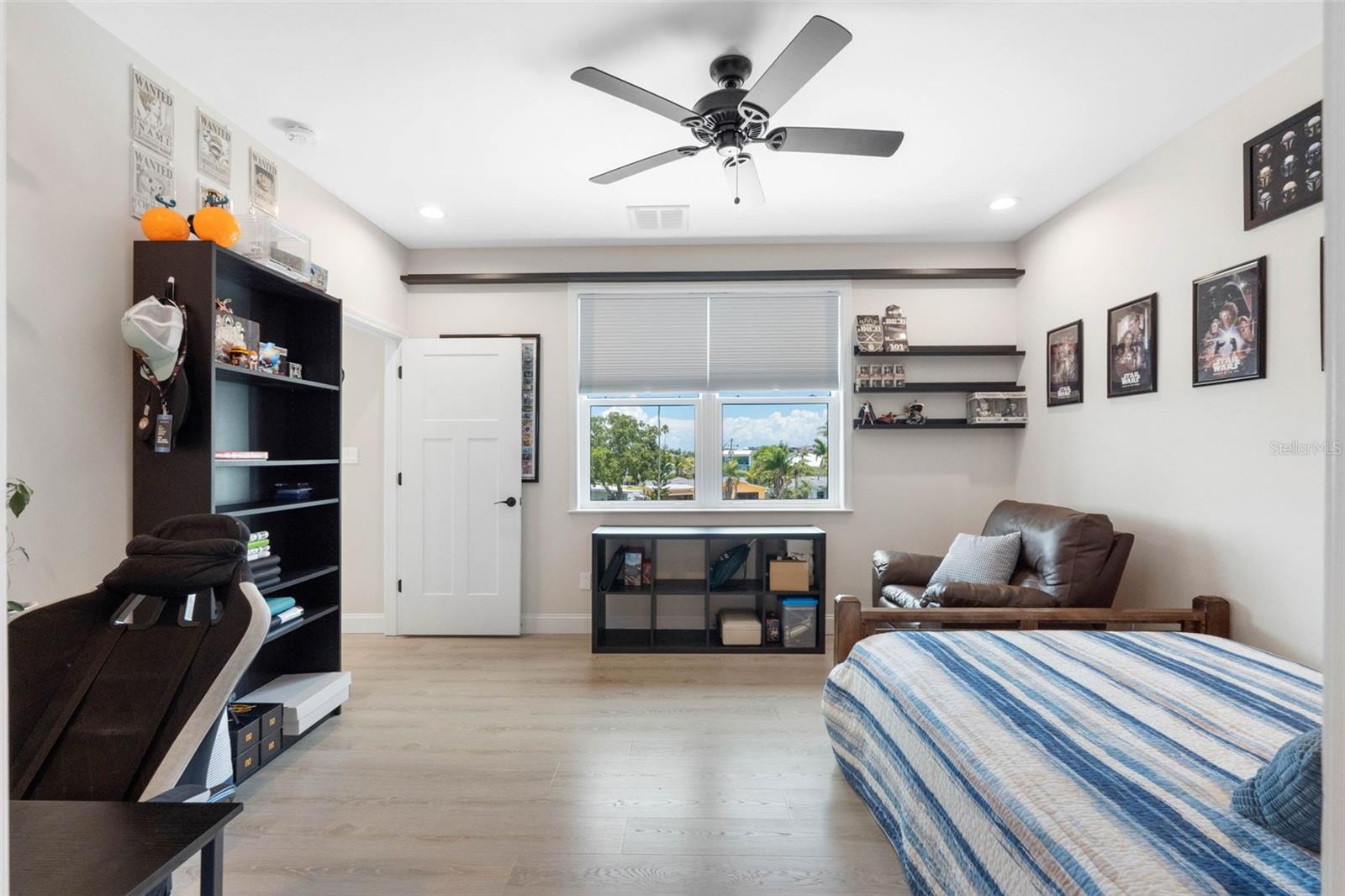 16025 REDINGTON DR, REDINGTON BEACH, FL — photo 37