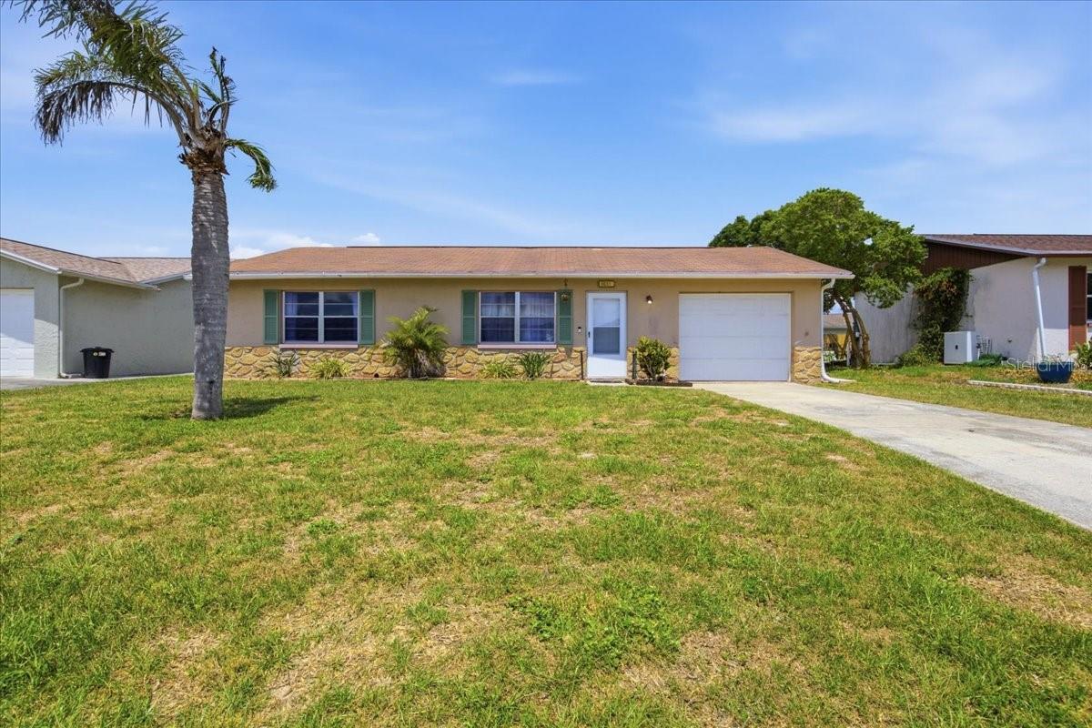 5051 BROOKSIDE LN, NEW PORT RICHEY, FL — photo 3