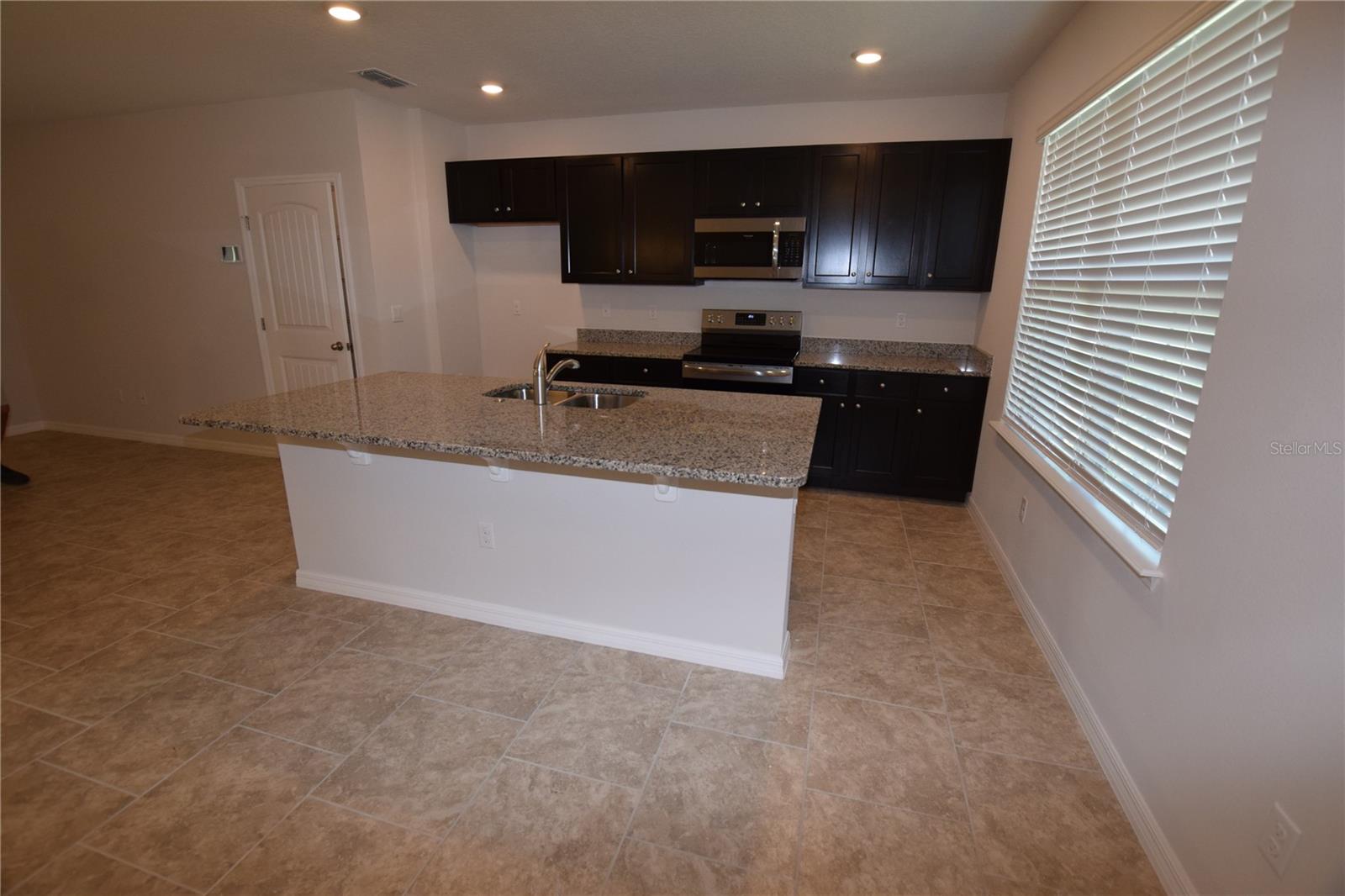 9496 BAUER ALY, WINTER GARDEN, FL — photo 4