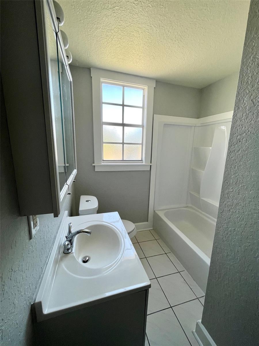 644 4TH AVE S, ST PETERSBURG, FL — photo 9