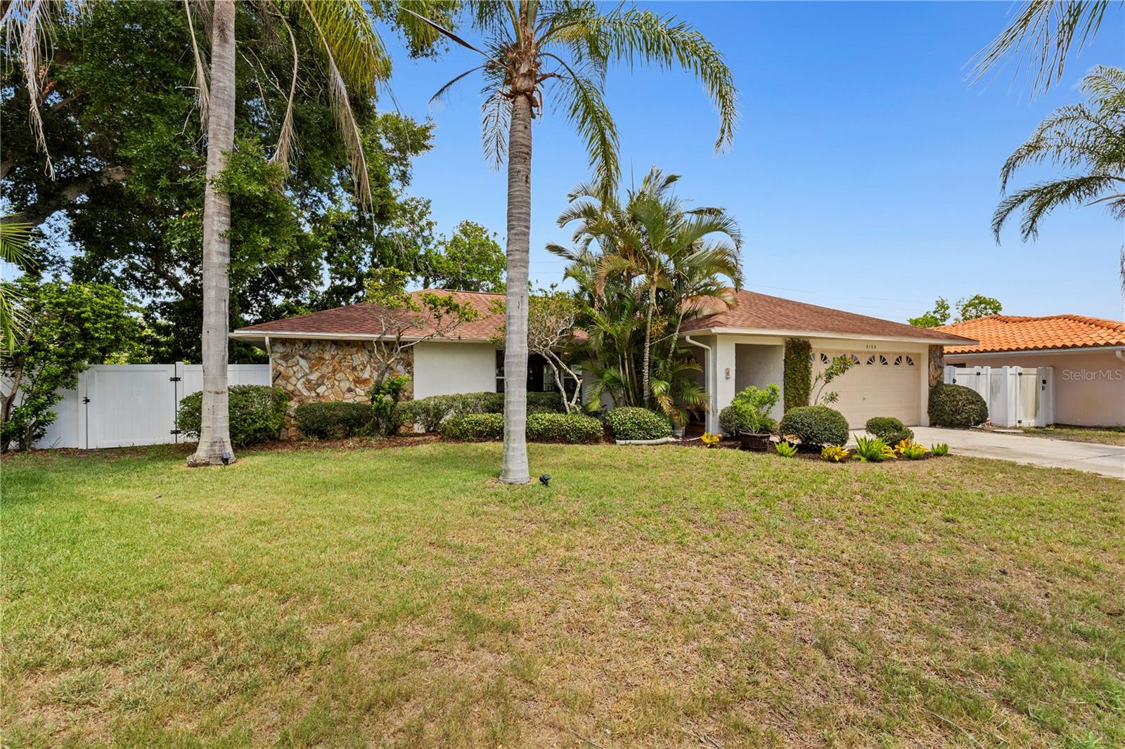 3153 CARLOS DR, DUNEDIN, FL — photo 2