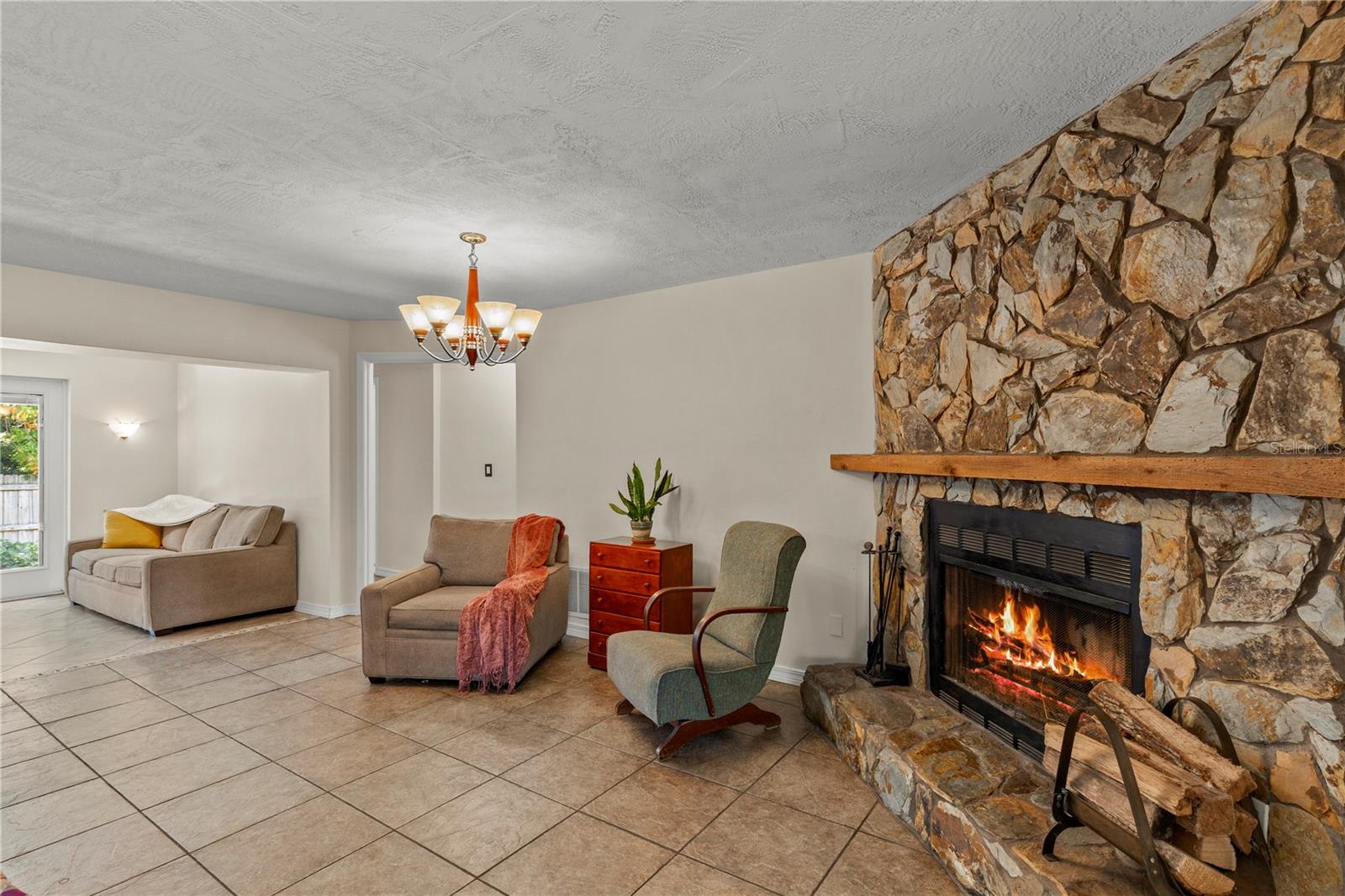 3153 CARLOS DR, DUNEDIN, FL — photo 8