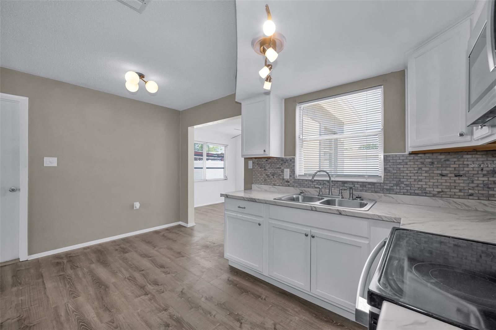 8053 DEDHAM DR, PORT RICHEY, FL — photo 17