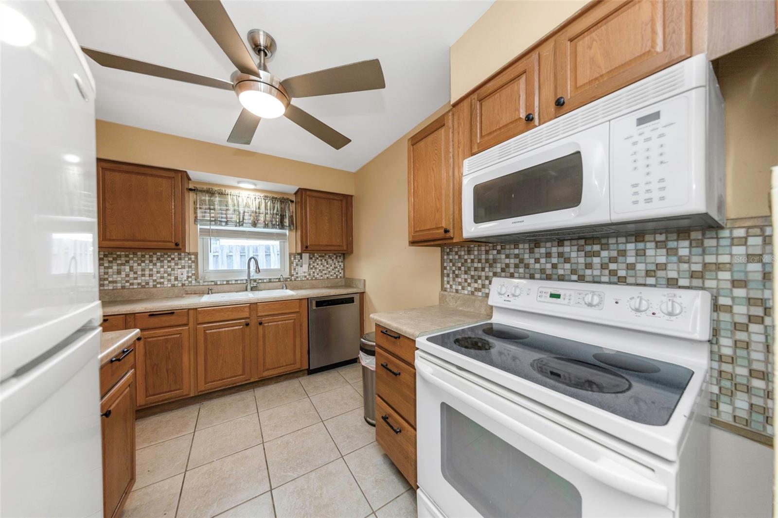 5711 92ND AVE N, PINELLAS PARK, FL — photo 15