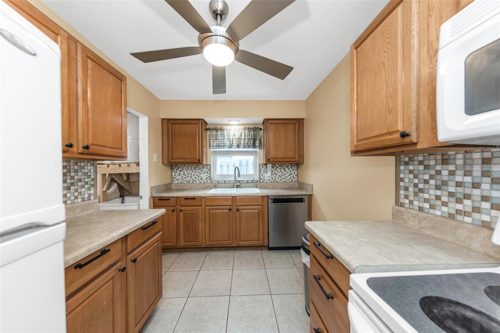 5711 92ND AVE N, PINELLAS PARK, FL — photo 16
