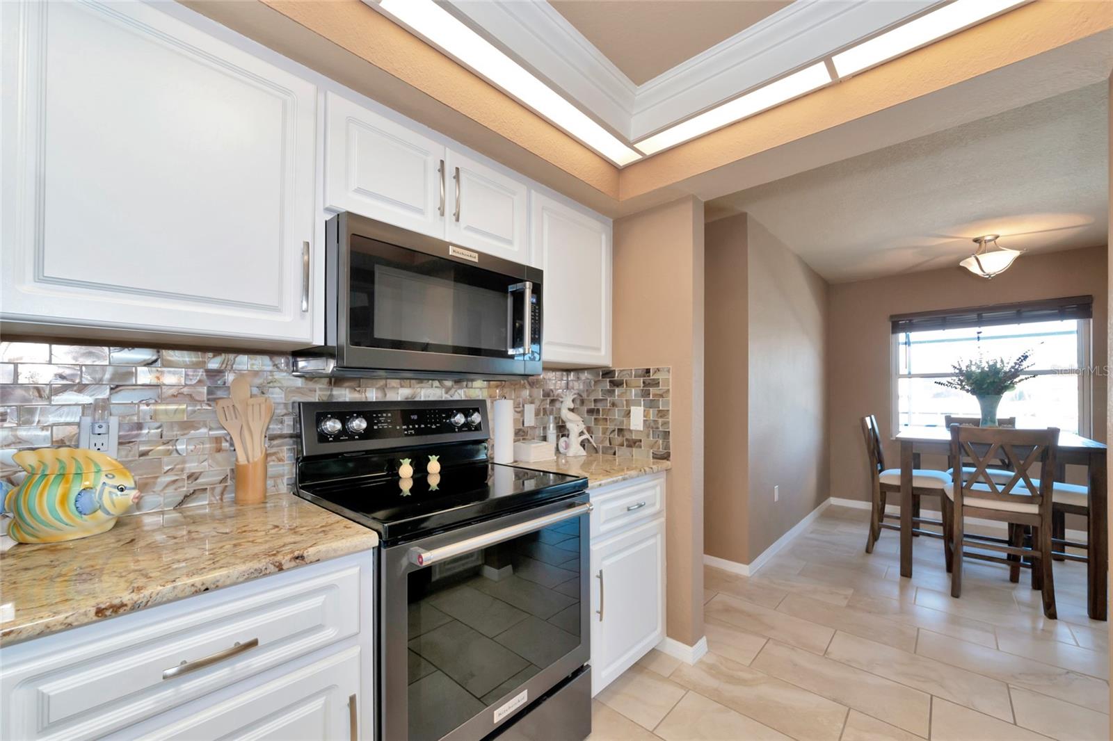 15564 RUSTON CIR, PORT CHARLOTTE, FL — photo 20