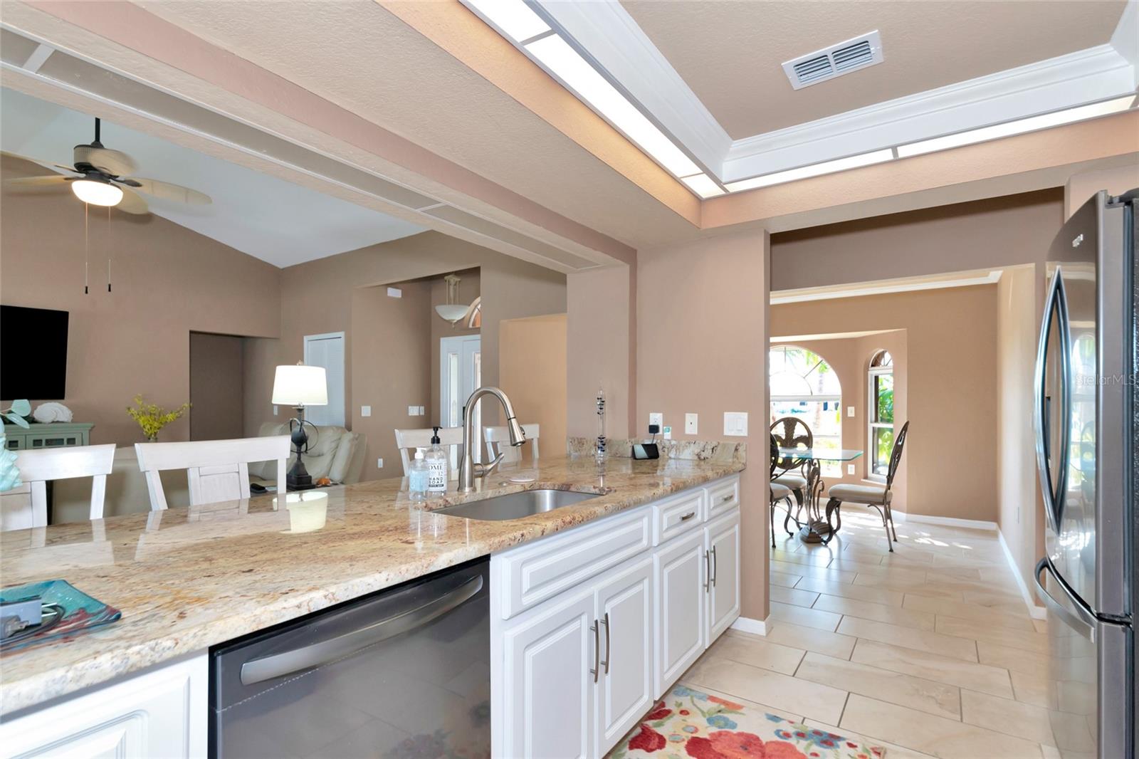 15564 RUSTON CIR, PORT CHARLOTTE, FL — photo 23