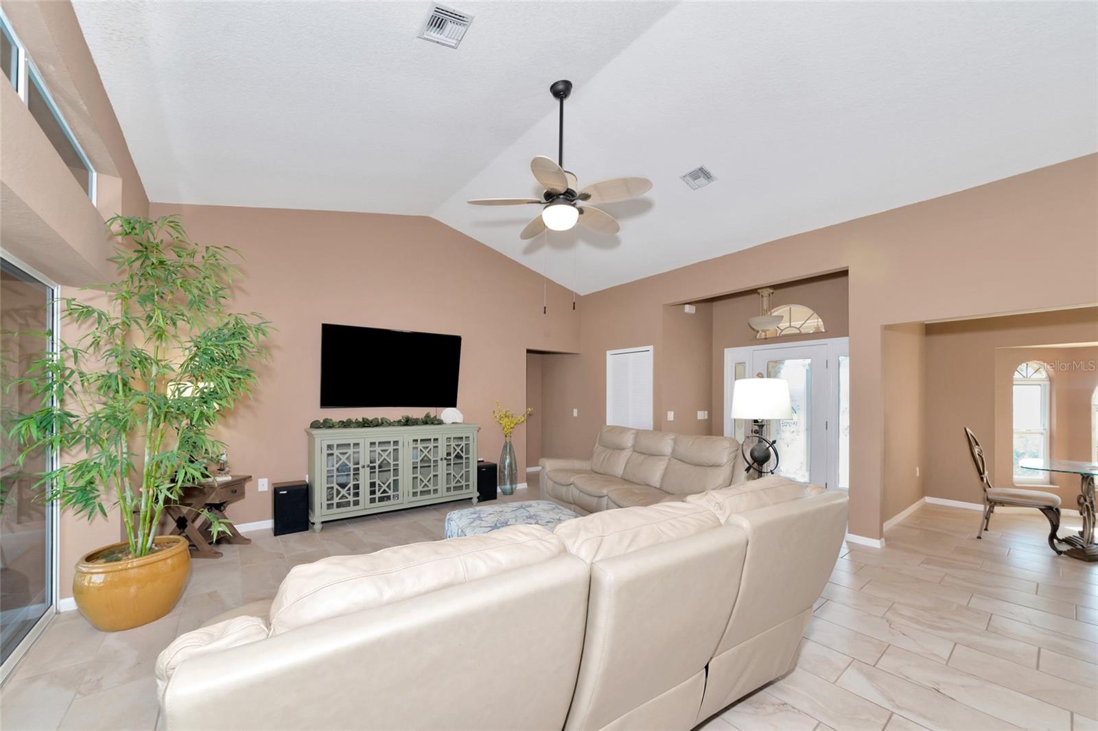 15564 RUSTON CIR, PORT CHARLOTTE, FL — photo 26