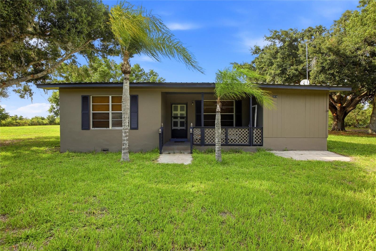 2616 HACIENDA DR, LORIDA, FL