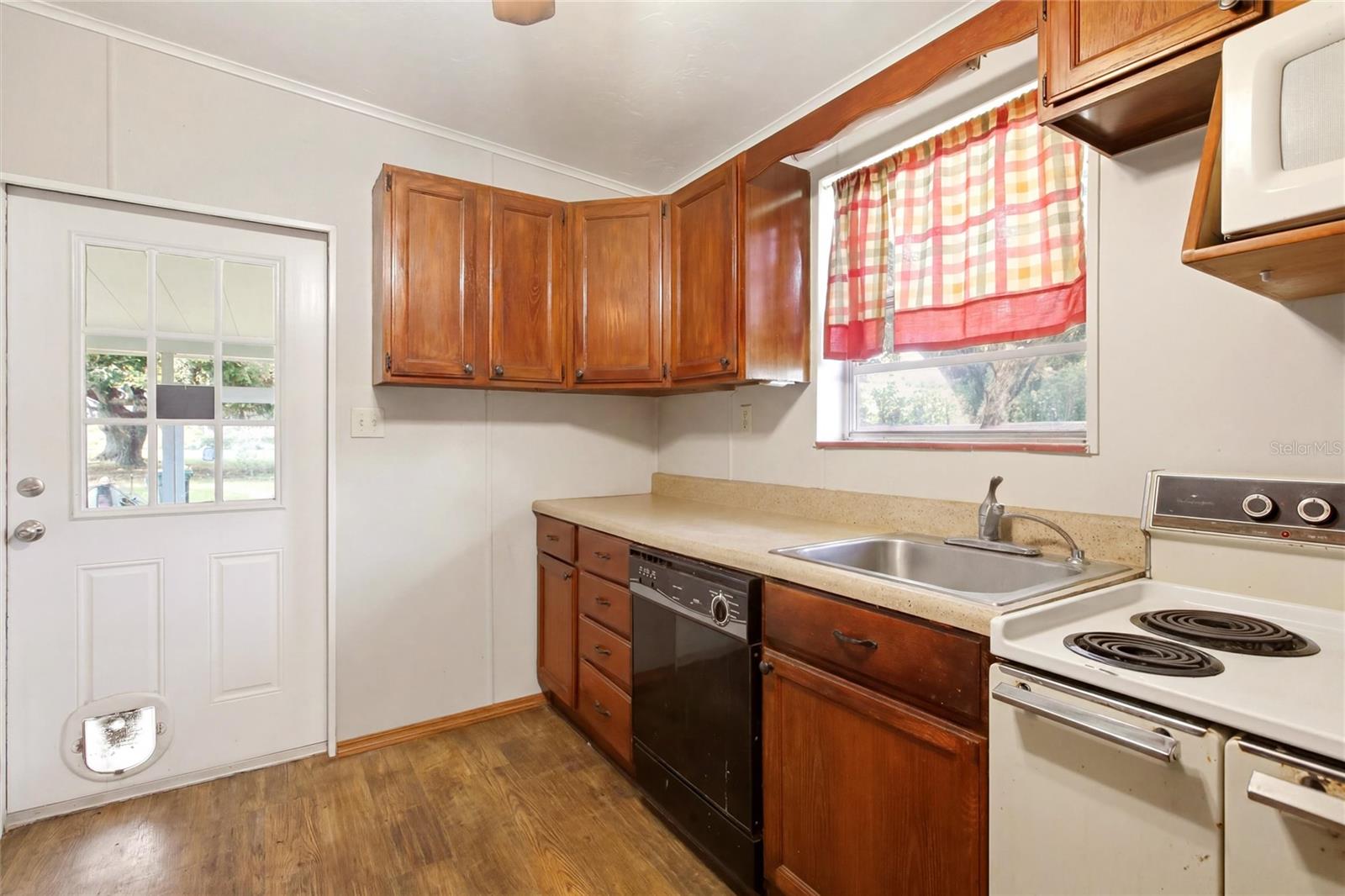 2616 HACIENDA DR, LORIDA, FL — photo 11