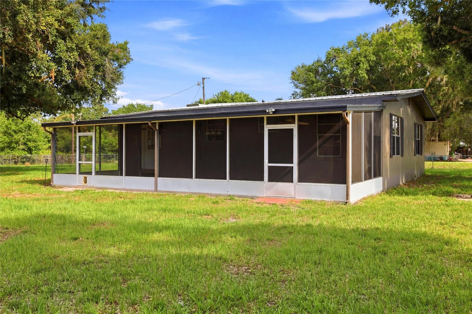 2616 HACIENDA DR, LORIDA, FL — photo 32