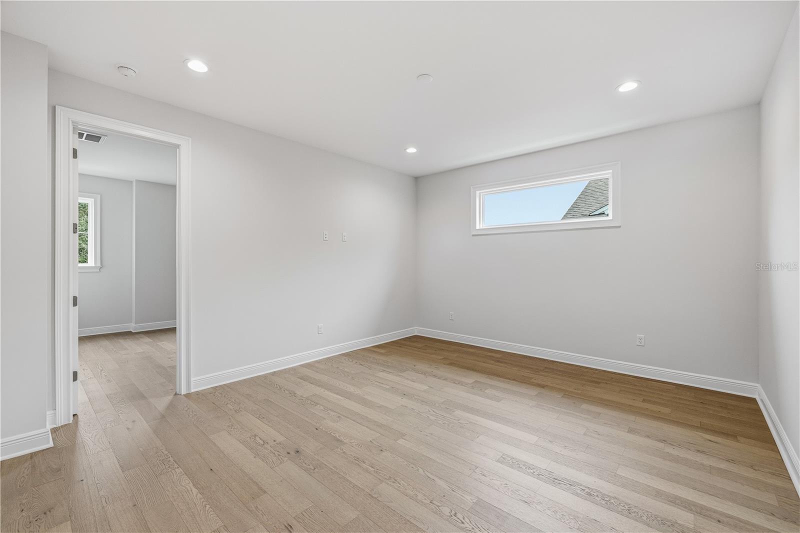 3905 W TACON ST, TAMPA, FL — photo 21