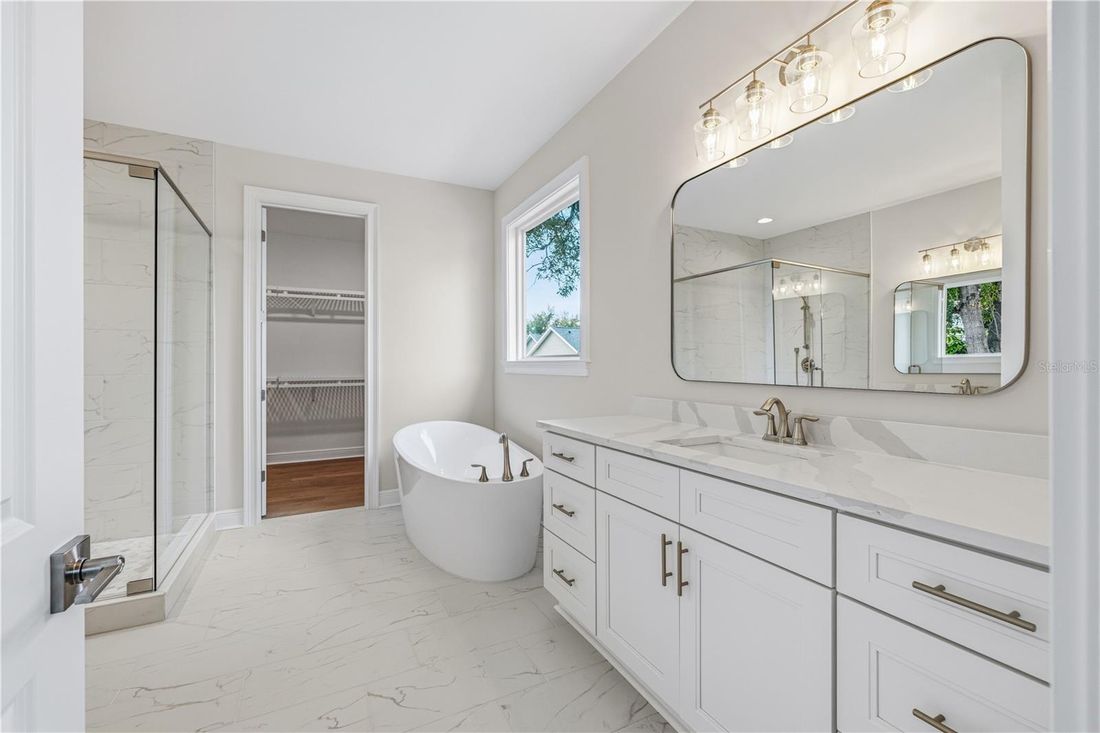 3905 W TACON ST, TAMPA, FL — photo 24