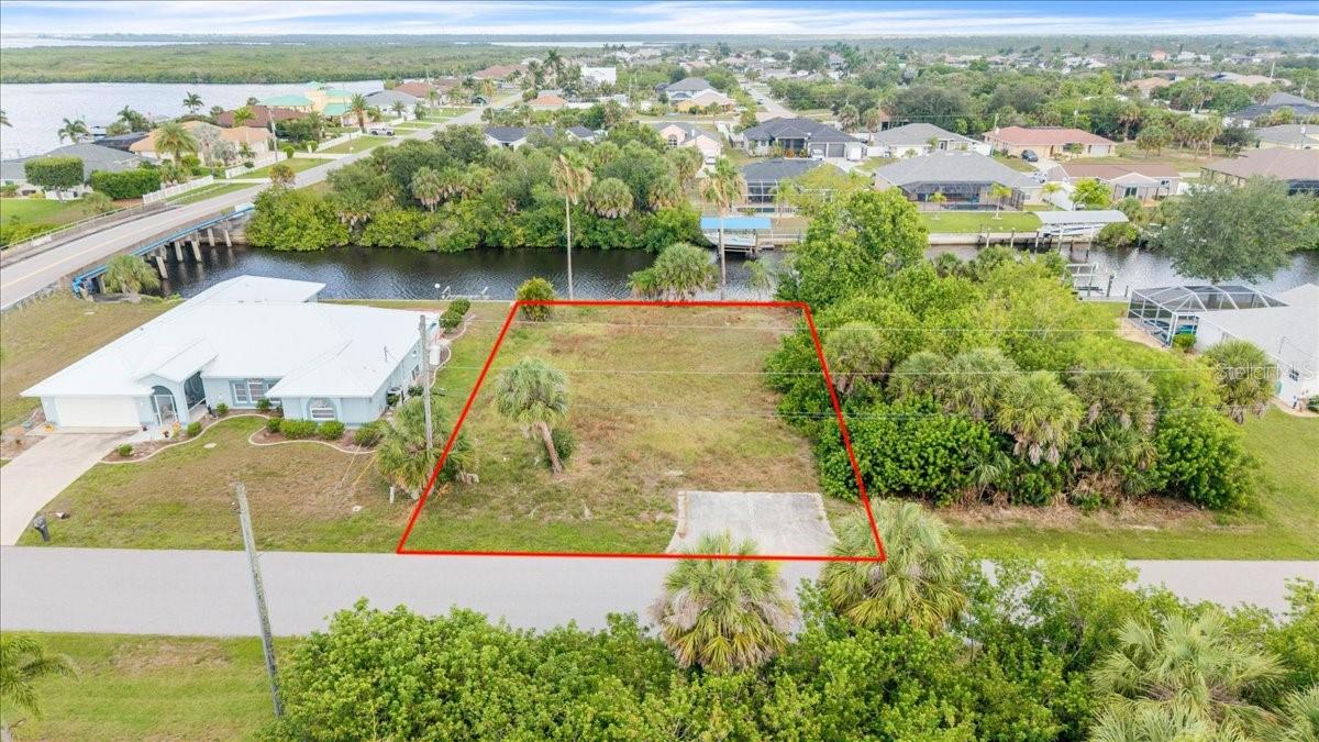 4515 LARKSPUR CT, PORT CHARLOTTE, FL — photo 2