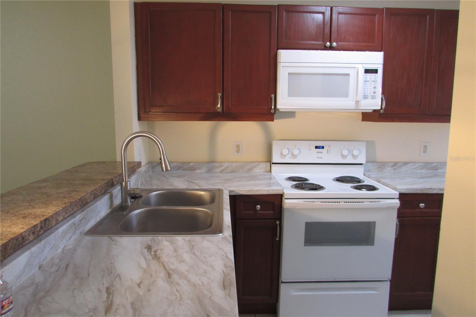261 AUTUMN LN #4, KISSIMMEE, FL — photo 3