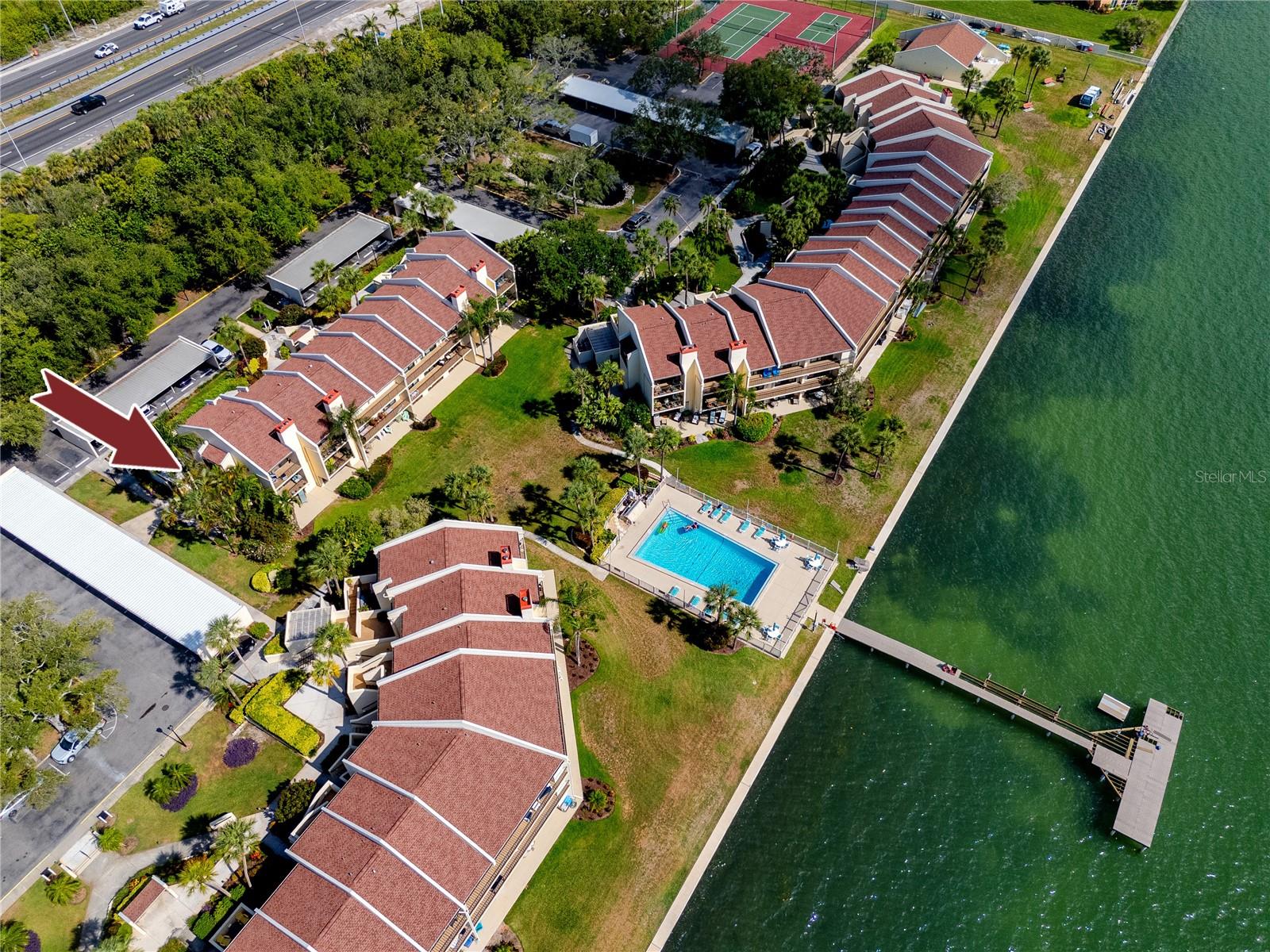 7510 SUNSHINE SKYWAY LN S #P4, ST PETERSBURG, FL — photo 2