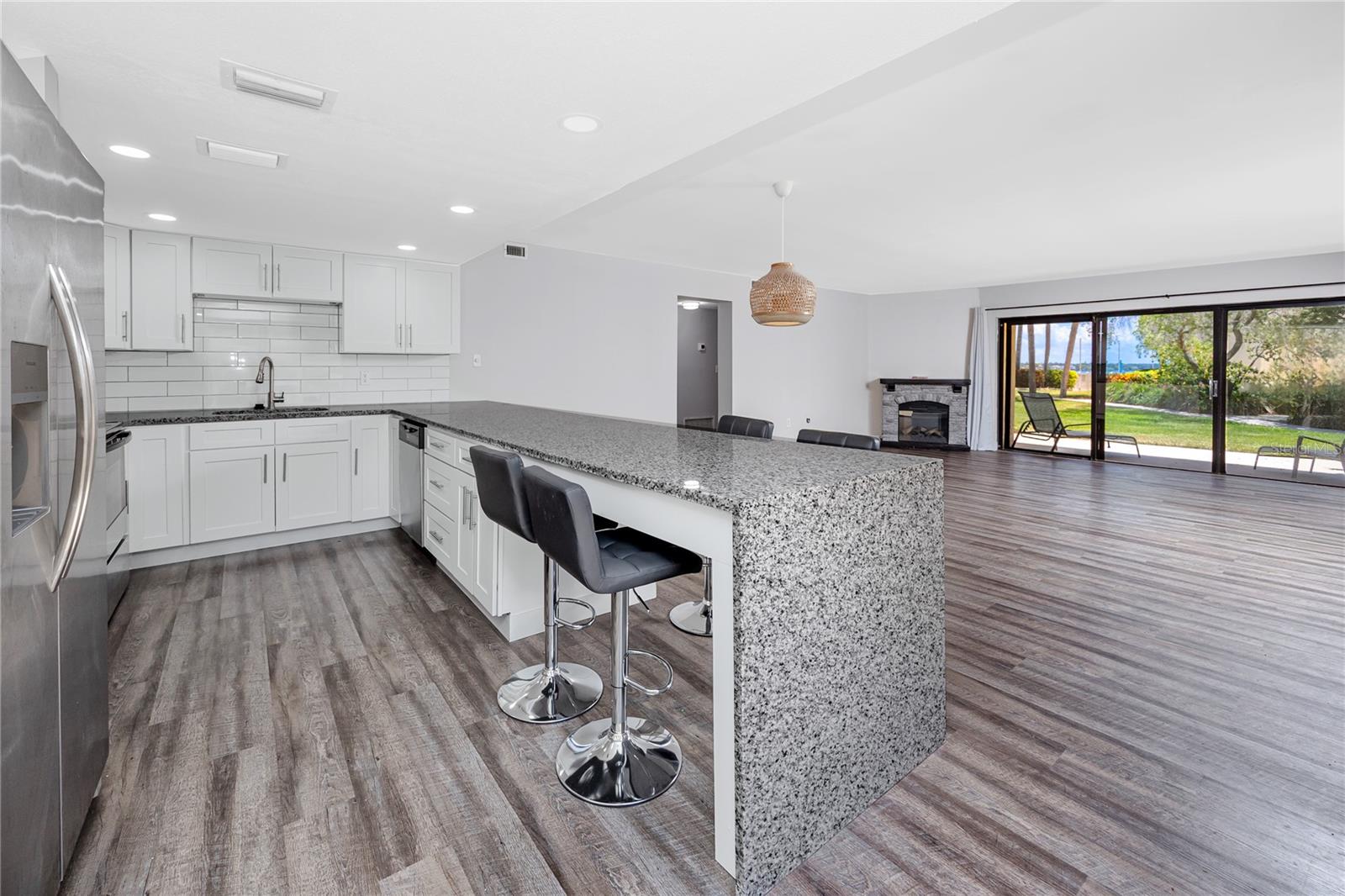7510 SUNSHINE SKYWAY LN S #P4, ST PETERSBURG, FL — photo 19