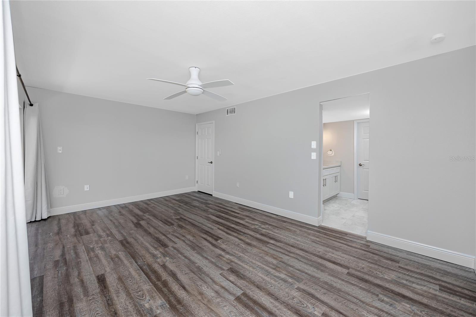 7510 SUNSHINE SKYWAY LN S #P4, ST PETERSBURG, FL — photo 26