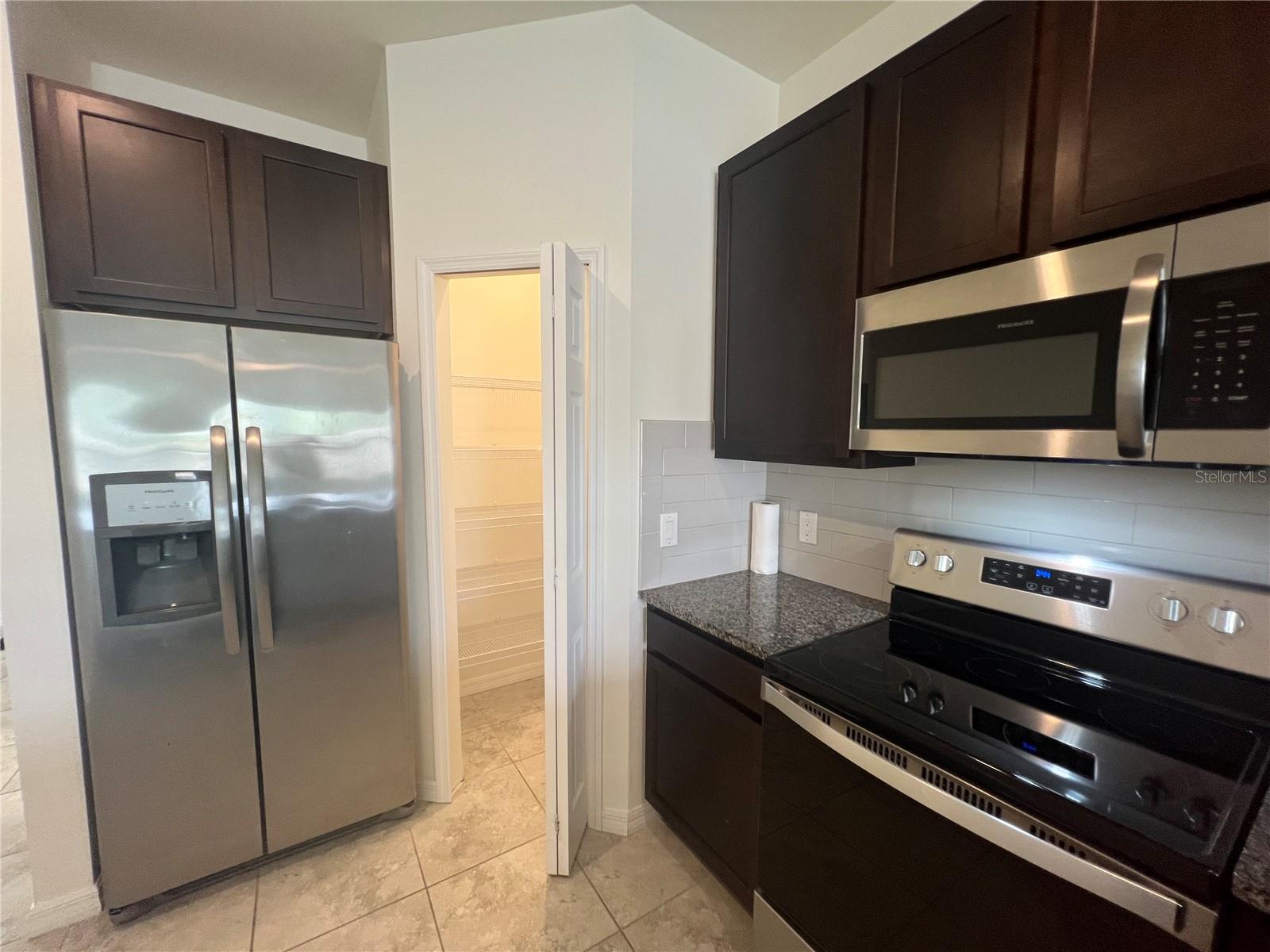 354 ALBATROSS RD, ROTONDA WEST, FL — photo 10