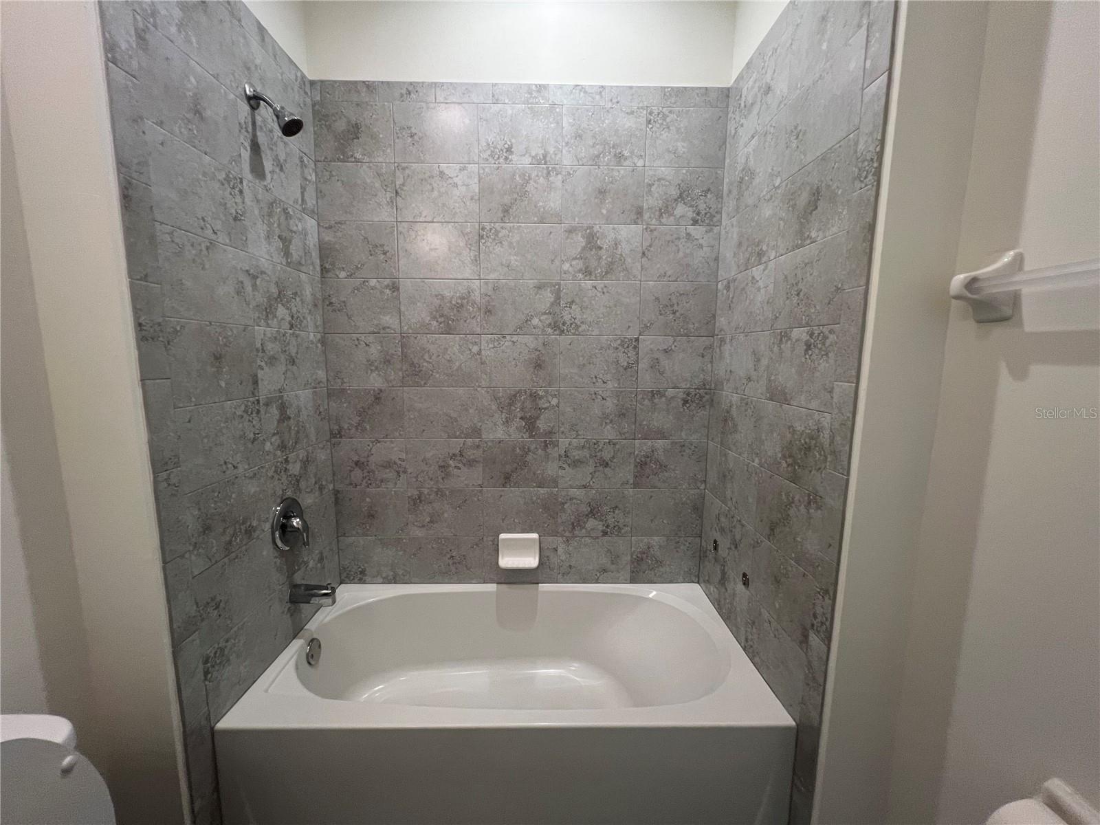 354 ALBATROSS RD, ROTONDA WEST, FL — photo 22
